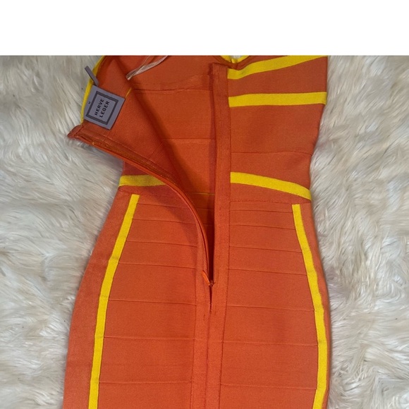 Beautiful body-con dress - Picture 5 of 5